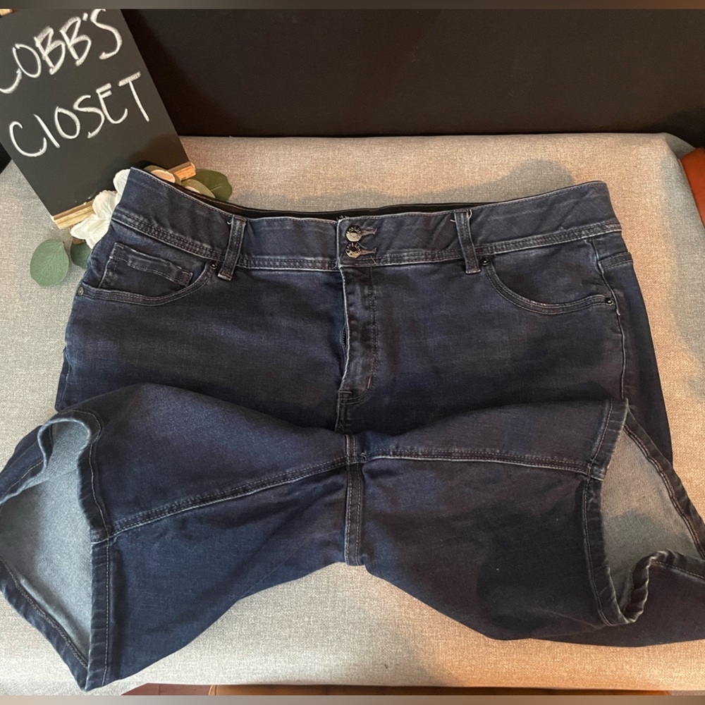 Lane Bryant Blue Jean Shorts - Picture 4 of 6